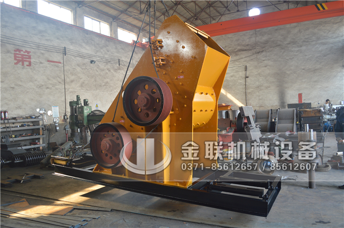 時(shí)產(chǎn)100噸原煤粉碎機(jī)多少錢(qián)一臺(tái)，哪個(gè)廠(chǎng)家品質(zhì)好？