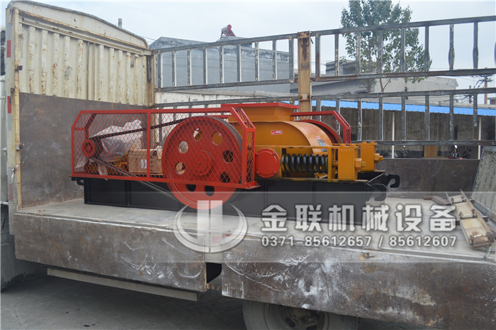 大型雙齒輥破碎機的價格是多少，有哪些合適的型號選擇？