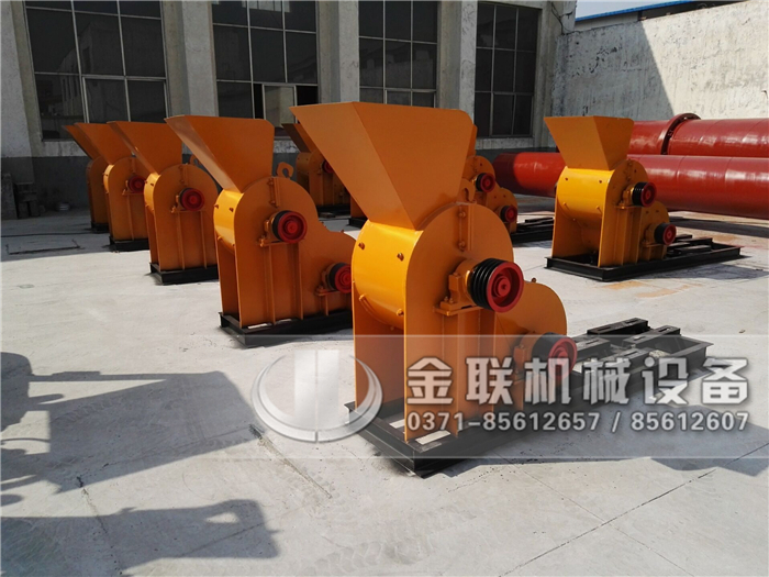 時(shí)產(chǎn)15噸煤泥粉碎機(jī)哪個(gè)廠家好，有哪些型號(hào)可選？