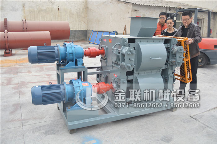 四齒輥破碎機有哪些優(yōu)勢,適用于哪些行業(yè)? 四齒輥破碎機有哪些優(yōu)勢,適用于哪些行業(yè)?