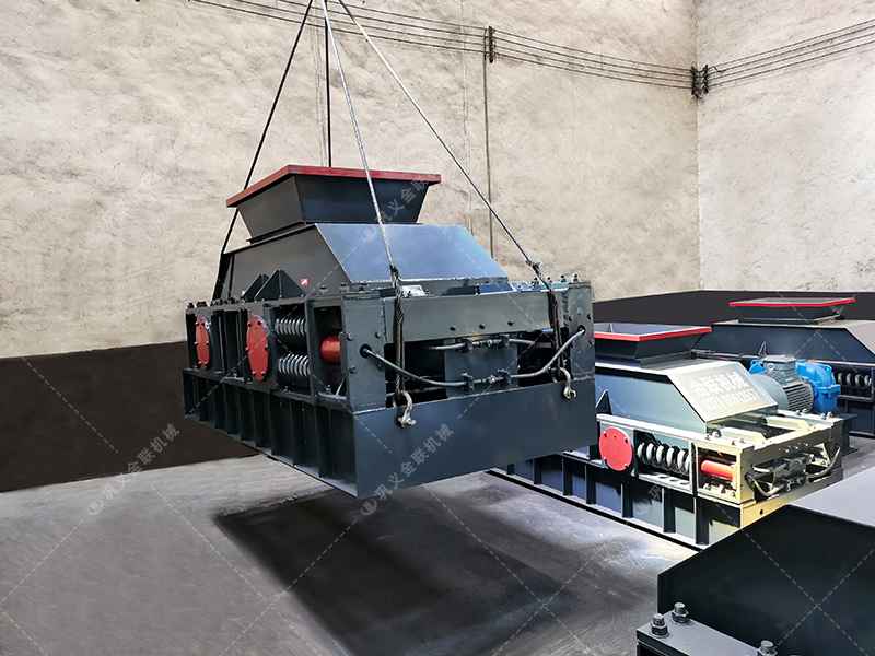 2PG1000x700中型對輥破碎機發貨圖片