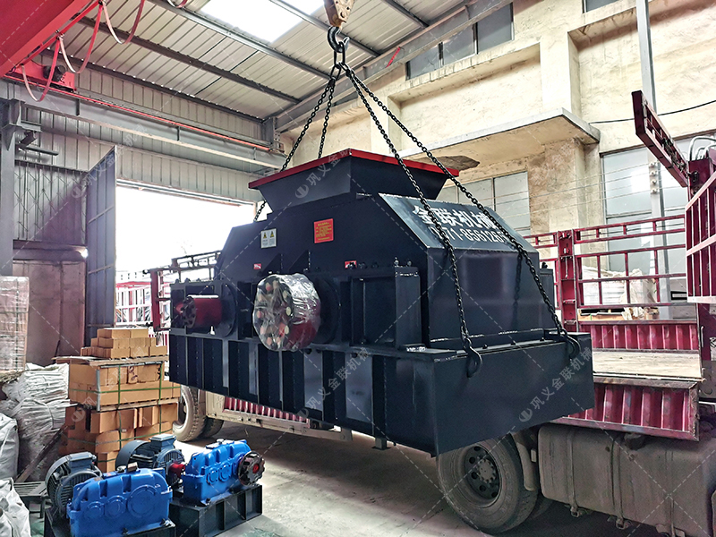 2PG800x600中型對輥制砂機發貨圖片 發往山西