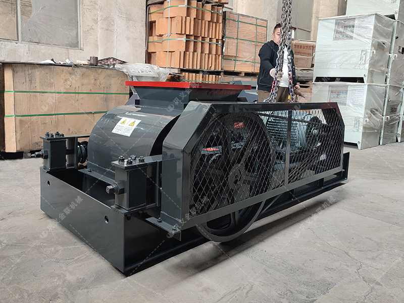 2PGC400X400雙齒輥破碎機(jī)發(fā)貨圖片_發(fā)往新疆伊犁_破碎煤 2PGC400X400雙齒輥破碎機(jī)發(fā)貨圖片_發(fā)往新疆伊犁_破碎煤