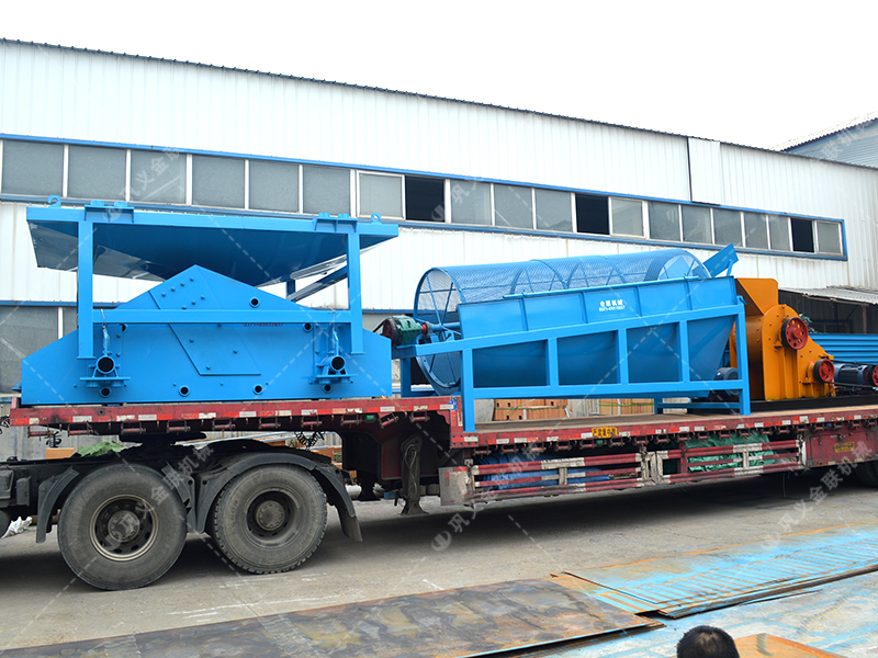 86雙級粉碎機生產線發貨圖片_發往廣西百色_破碎篩分金礦石