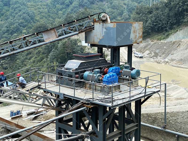 影響對輥制砂機生產效率的因素有哪些？推薦廠家